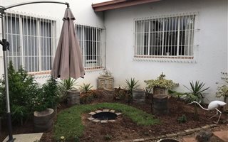 3 Bedroom House in Bromhof