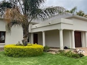 3 Bed House in Blue Valley Golf Estate