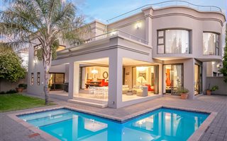 3 Bedroom House in Bryanston