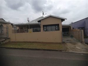 4 Bed House in Palmview