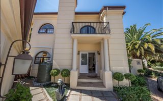 4 Bedroom House in Parel Vallei