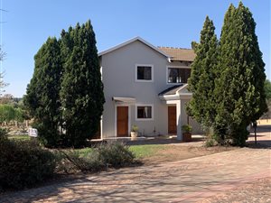 2 Bed House in Kyalami AH
