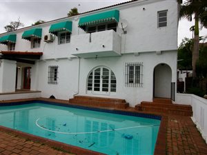 5 Bed House in Berea