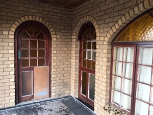 4 Bed House in Merewent