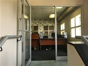 125 m² Office Space in Kyalami