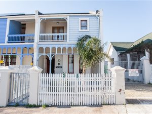 3 Bed House in Richmond Hill
