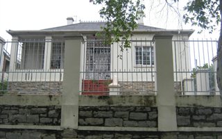 6 Bedroom House in Sunnyside