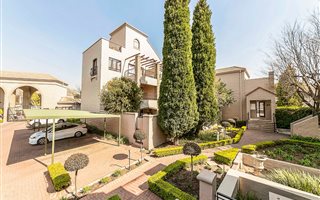 2 Bedroom Apartment in Paulshof