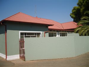 3 Bed House in Krugersdorp North