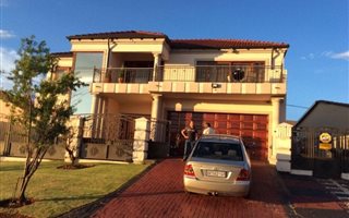 4 Bedroom House in Saulsville