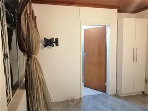 1 Bed Garden Cottage in Kensington