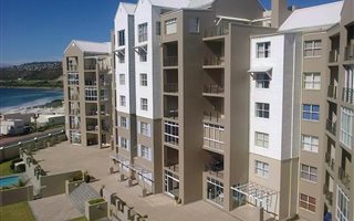 3 Bedroom Apartment in Diaz Beach