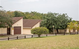 3 Bedroom Apartment in Veld En Vlei