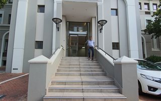 230 m² Office Space in Hyde Park
