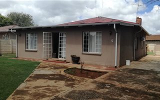 3 Bedroom House in Carletonville