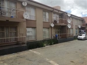 2 Bed Flat in Vanderbijlpark CE2
