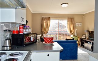 2 Bedroom Townhouse in Wilgeheuwel