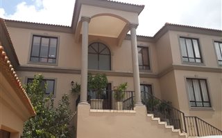 5 Bedroom House in Waterkloof