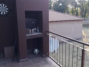 2 Bed Townhouse in Grobler Park