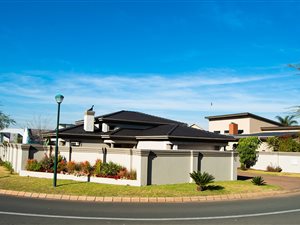 3 Bed House in Raslouw Manor