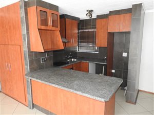 2 Bed Apartment in Ravenswood