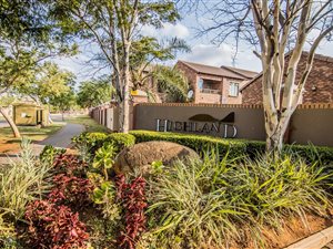 2 Bed Townhouse in Mooikloof Ridge