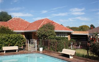 4 Bedroom House in Bramley