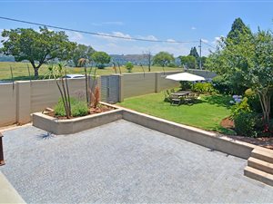 4 Bed House in Dewetshof