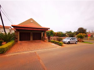 2 Bed House in Rose Acres Estate