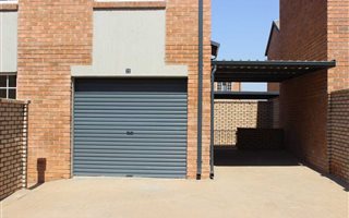 2 Bedroom Duplex in Raslouw
