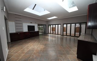 3 Bedroom House in Midstream Estate