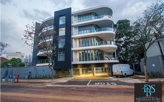20 Bedroom Apartment in Melrose