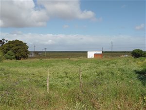 990 m² Land available in Aurora