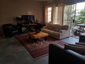 3 Bed Townhouse in Sterrewag