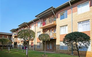 0.5 Bedroom Apartment in Braamfontein