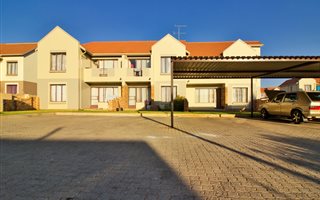 2 Bedroom Townhouse in Esther Park