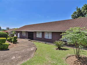 4 Bed House in Cleland