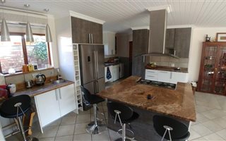 2 Bedroom Townhouse in Centurion Golf Estate