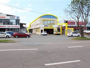 800 m² Commercial space in Pinetown Central