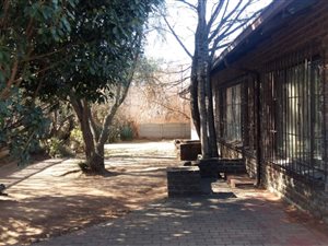 3 Bed House in Sherwood Gardens