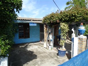 1 Bed House in Connaught Estate