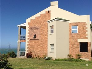 2 Bed Apartment in Summerstrand