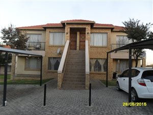 2 Bed Apartment in Grobler Park