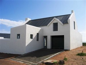 2 Bedroom House in Jacobsbaai