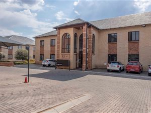 208 m² Office Space in Honeydew