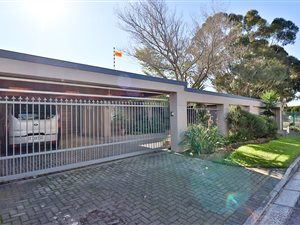 4 Bed House in Windsor Park