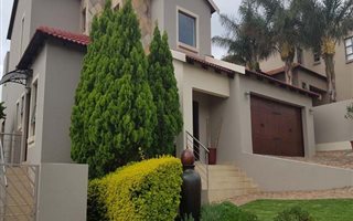 3 Bedroom House in Pinehaven