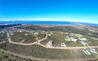 1583 m² Land available in Brackenridge