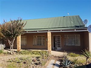 2 Bed Apartment in Winburg