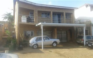 6 Bedroom House in Sunford